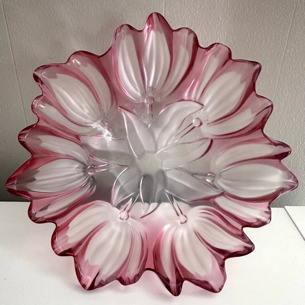Decorative Pink Glass Tulip Bowl - Vintage Walther Glass